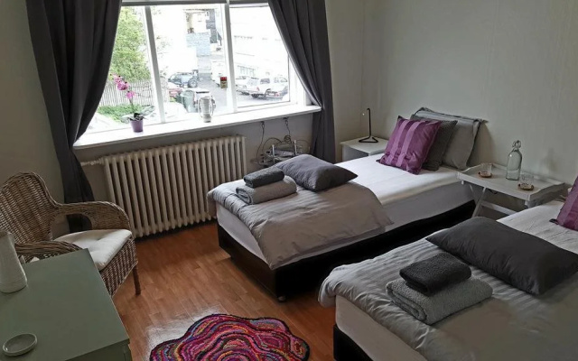 Reykjavík Rainbow Guesthouse