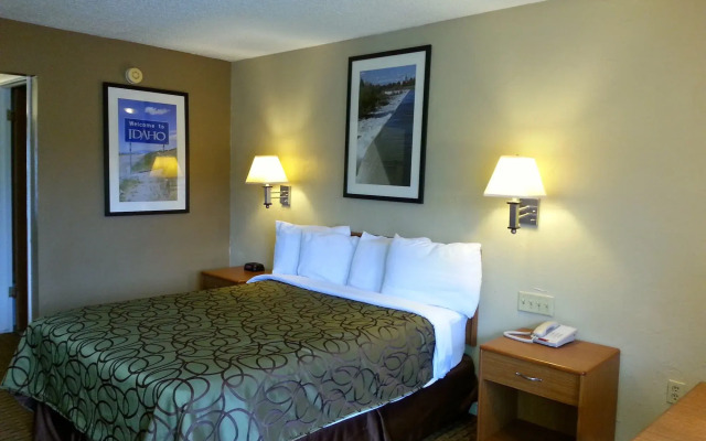 Motel West