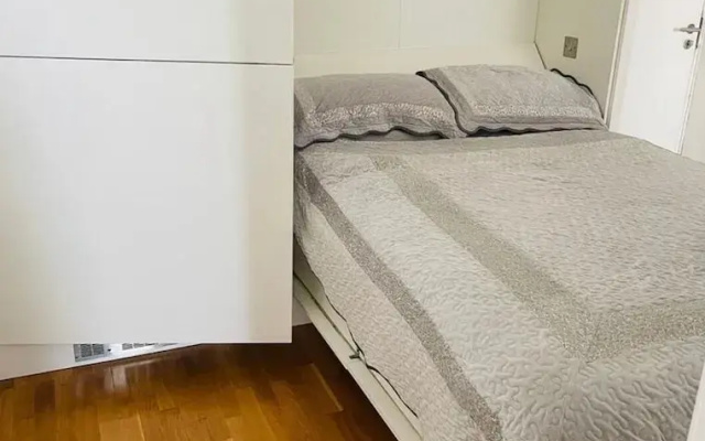 Salford Serenity Apartment Near Clippers Quay
