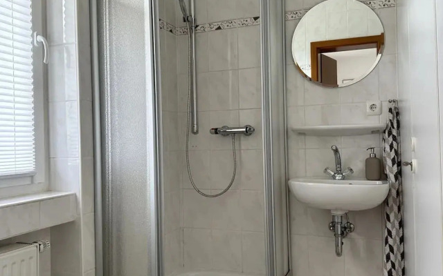 Modern Apartment With 2 Bathrooms in Lirstal