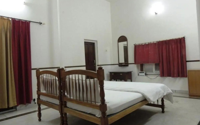 Kunjpur Guest House