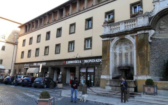 Отель B&B Galleria Frascati Италия, Фраскати - отзывы, цены и фото номеров - забронировать отель B&B Galleria Frascati онлайн вид на фасад