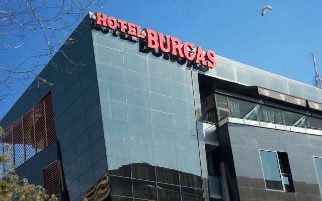Отель Burgas Болгария, Бургас - 4 отзыва об отеле, цены и фото номеров - забронировать отель Burgas онлайн вид на фасад