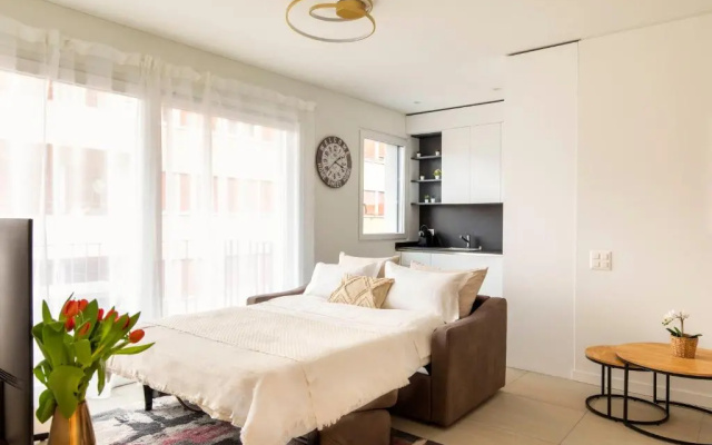 Magic Deluxe Suites - Free Parking