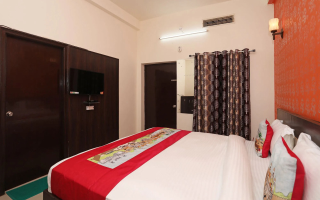 OYO 11041 Hotel Taj Ansh