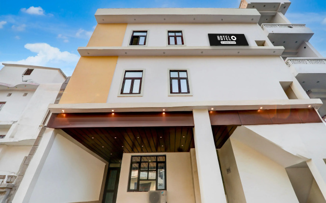 Super OYO Hotel O Indira Nagar