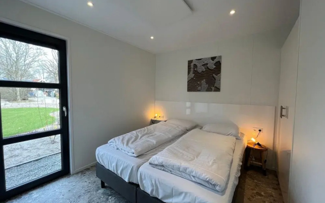 Veluwemeer Chalet Park Retreat
