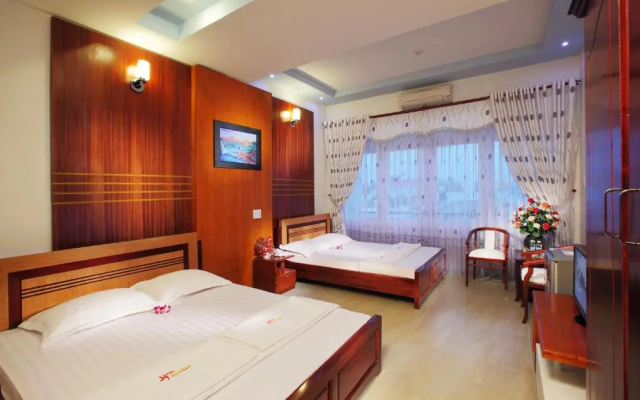 Gold Stars Hotel