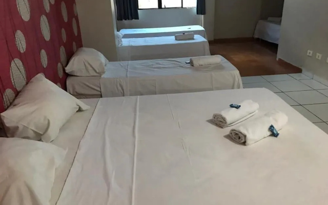 Carol Palace Hotel