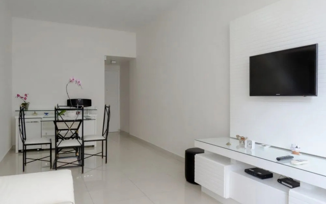 LinkHouse Clean & Comfort 2-BDR Copacabana C2-0046