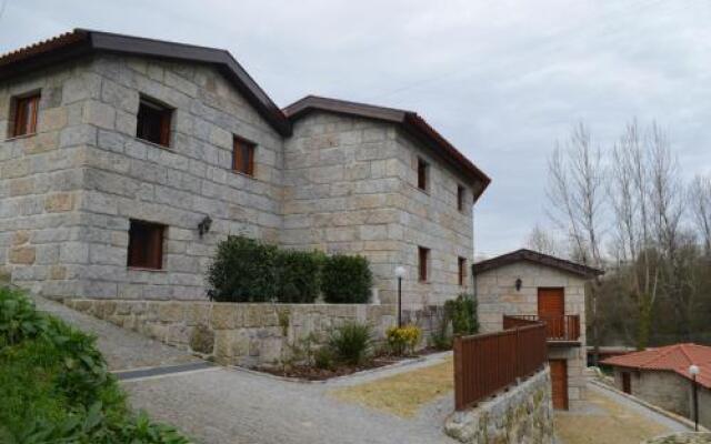 Отель Rilhadas Casas De Campo Фафе вид на фасад
