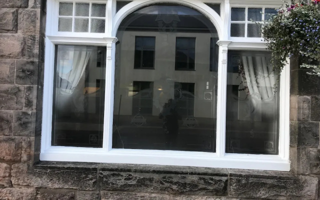 The Cobbled Yard Hotel