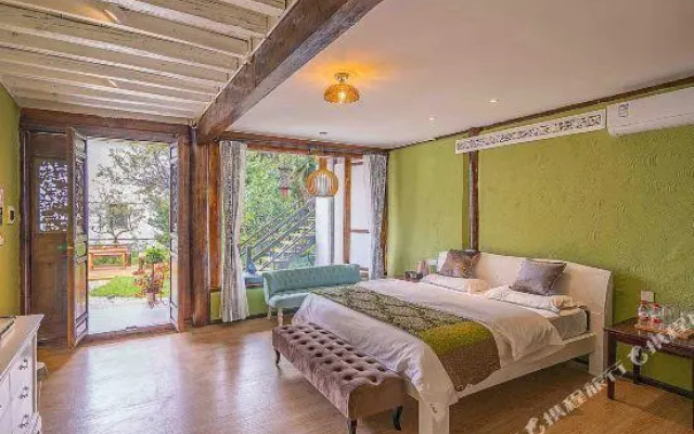 Sanxianju Inn