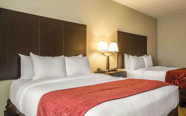 Comfort Suites Huntersville near Lake Norman