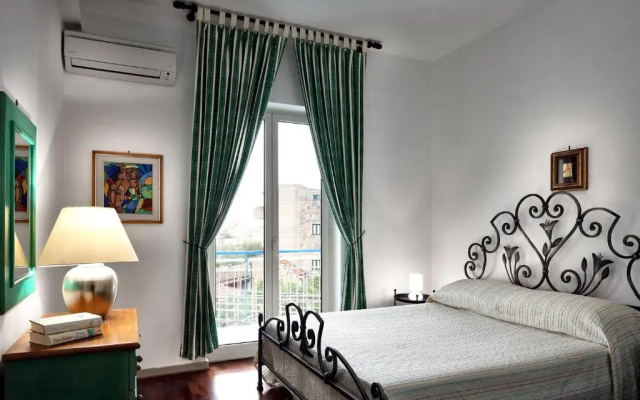 Sound Of The Sun Apartment