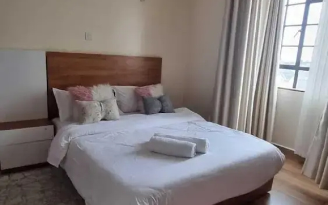 Lux Suites Coralway Apartment Langata