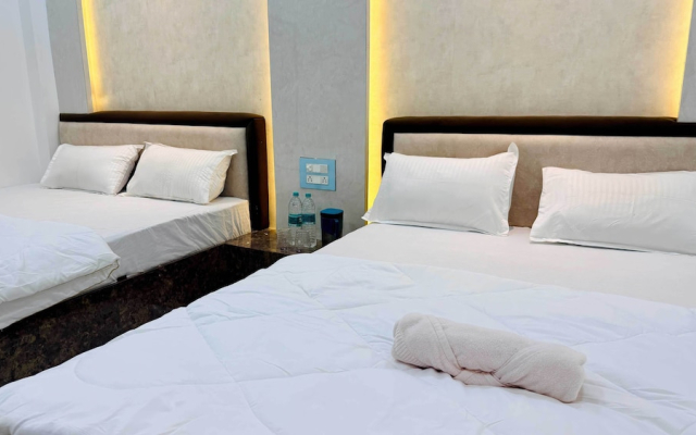 Hotel Om Mangalam Palace