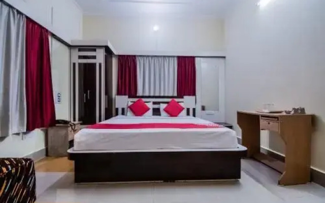 Hotel Chandralok by OYO Rooms