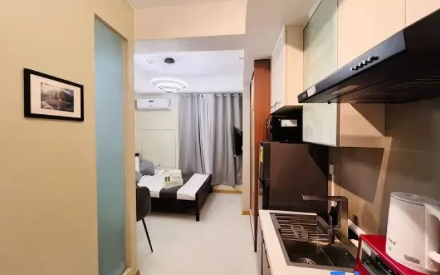 Citispace 1BR Suite at Sunshine 100 Near BGC #SS07
