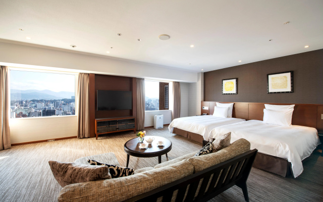 Отель ANA Crowne Plaza Hiroshima, an IHG Hotel