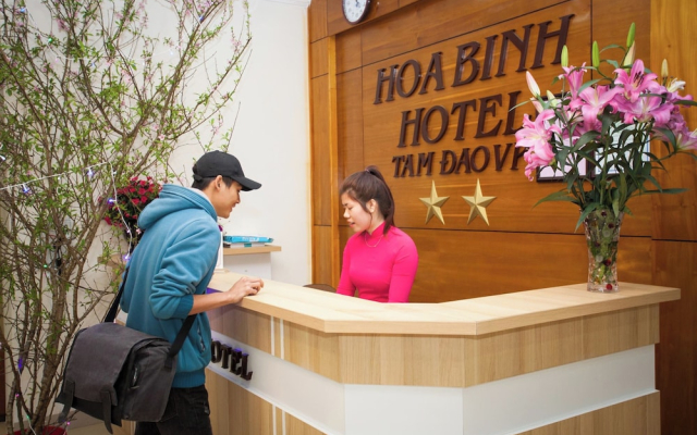 Hoa Binh Tam Dao Hotel