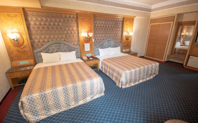 Amazing Golden Hostel