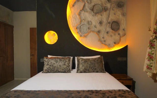 Moonlight Of Cappadocia