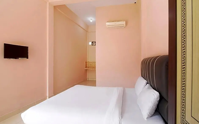 OYO Life 2888 Nayni Kost