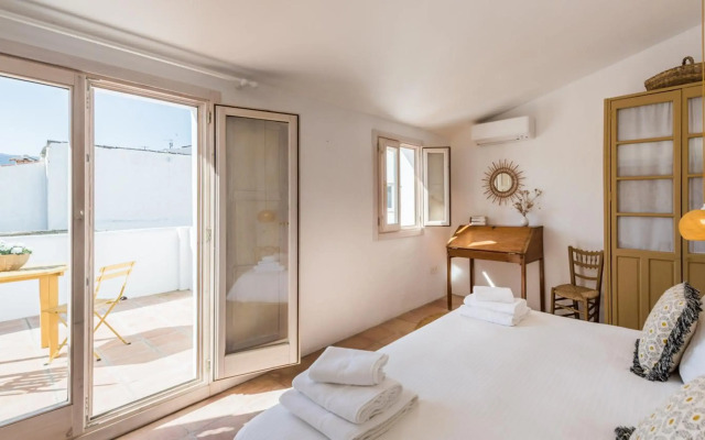 Romantic Ronda garden cottage