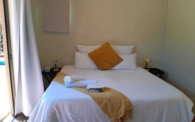 Nqabanqaba B&B