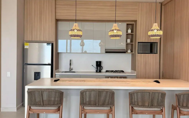 Apartamento Adalmar 804 con vista al mar