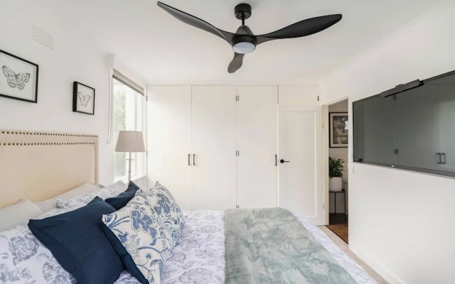 3bd 2 Bthtoorak Village Luxurious Apartment, Relax