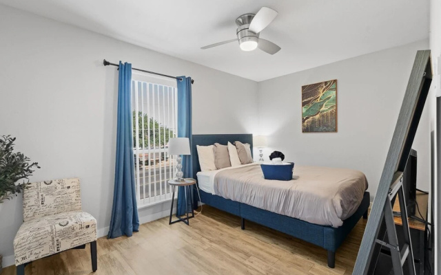 Stylish 1BR Near UT Highland Evonify