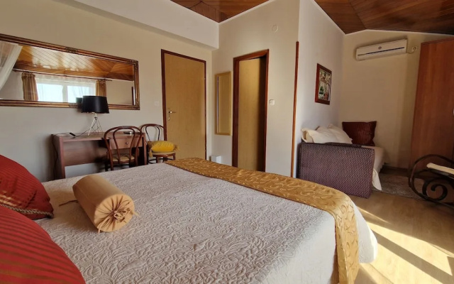 Avalena Residence