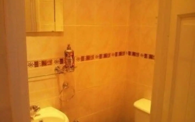 Metro Hotel