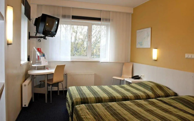 Tallink Express Hotel