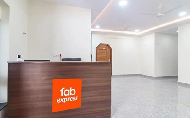 FabHotel SR Hitech City