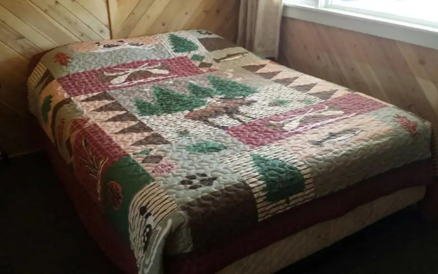 Bear Paw Inn