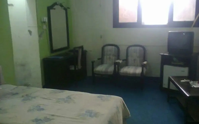 Green Lodge Guest House