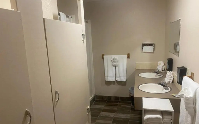 Heidis Inn Ilwaco