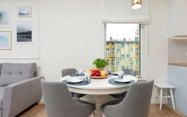 Amber Estate II by Renters