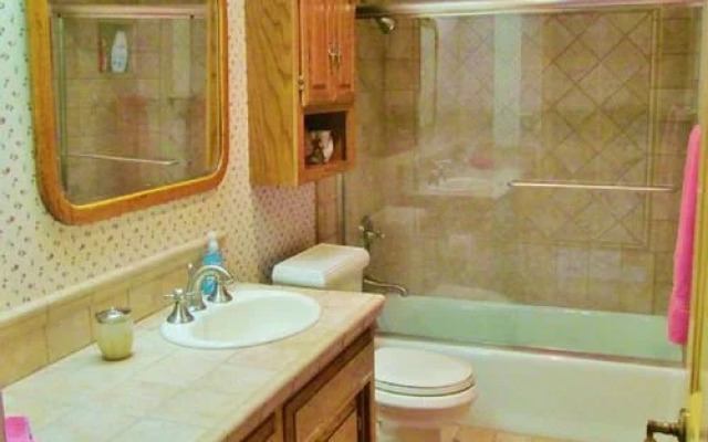 Waterfront Lakeview Ave Tahoe Condo Rental by RedAwning