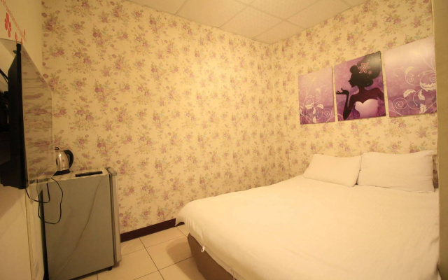 Fengjia Backers Hostel