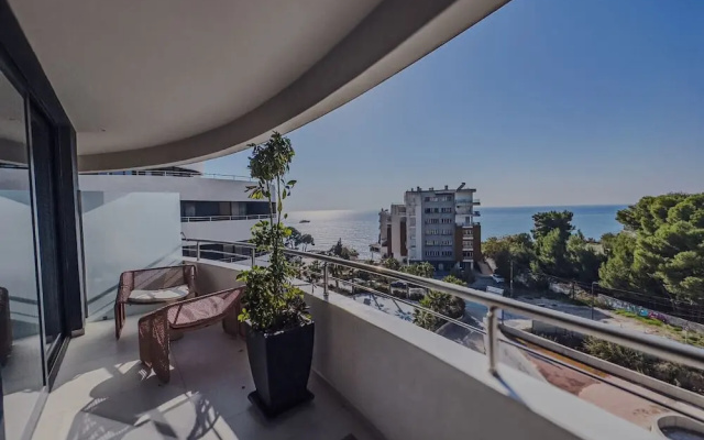 Zins Luxury Room 02 in Durr s