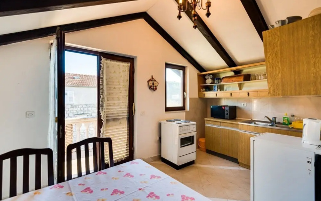 Land - 100m From the sea - A1