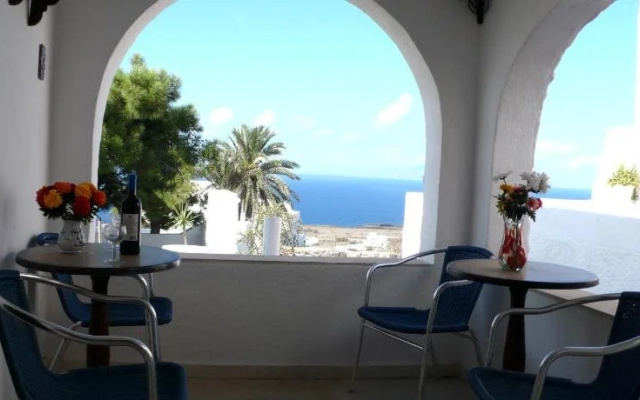 Christos Apartments Oia