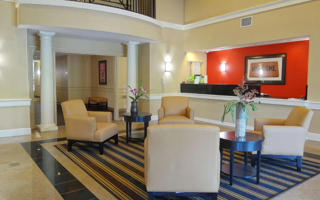 Extended Stay America Suites - Kansas City - Overland Park - Metcalf Ave