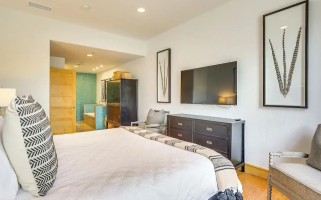 Near Trail: Dtwn Eagle Ranch Condo w/ Balcony