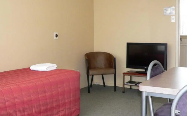 Coachmans Inn Motor Lodge