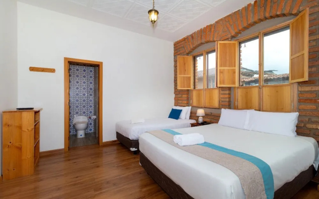 San Rocke House Hotel